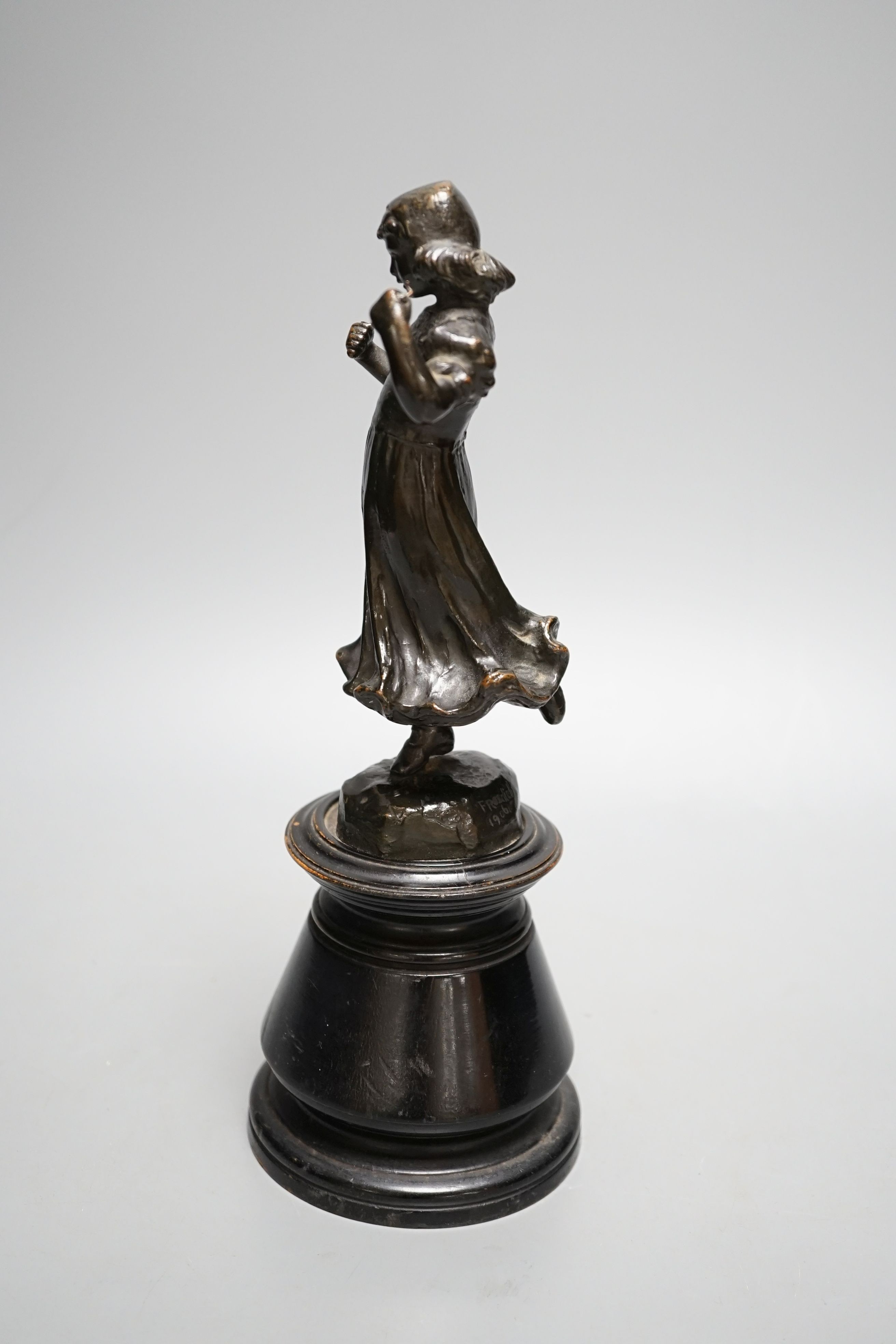 Louis Frederick Roselieb (Roslyn) - an Edwardian Art Union of London bronze figure of a girl,17.5cm